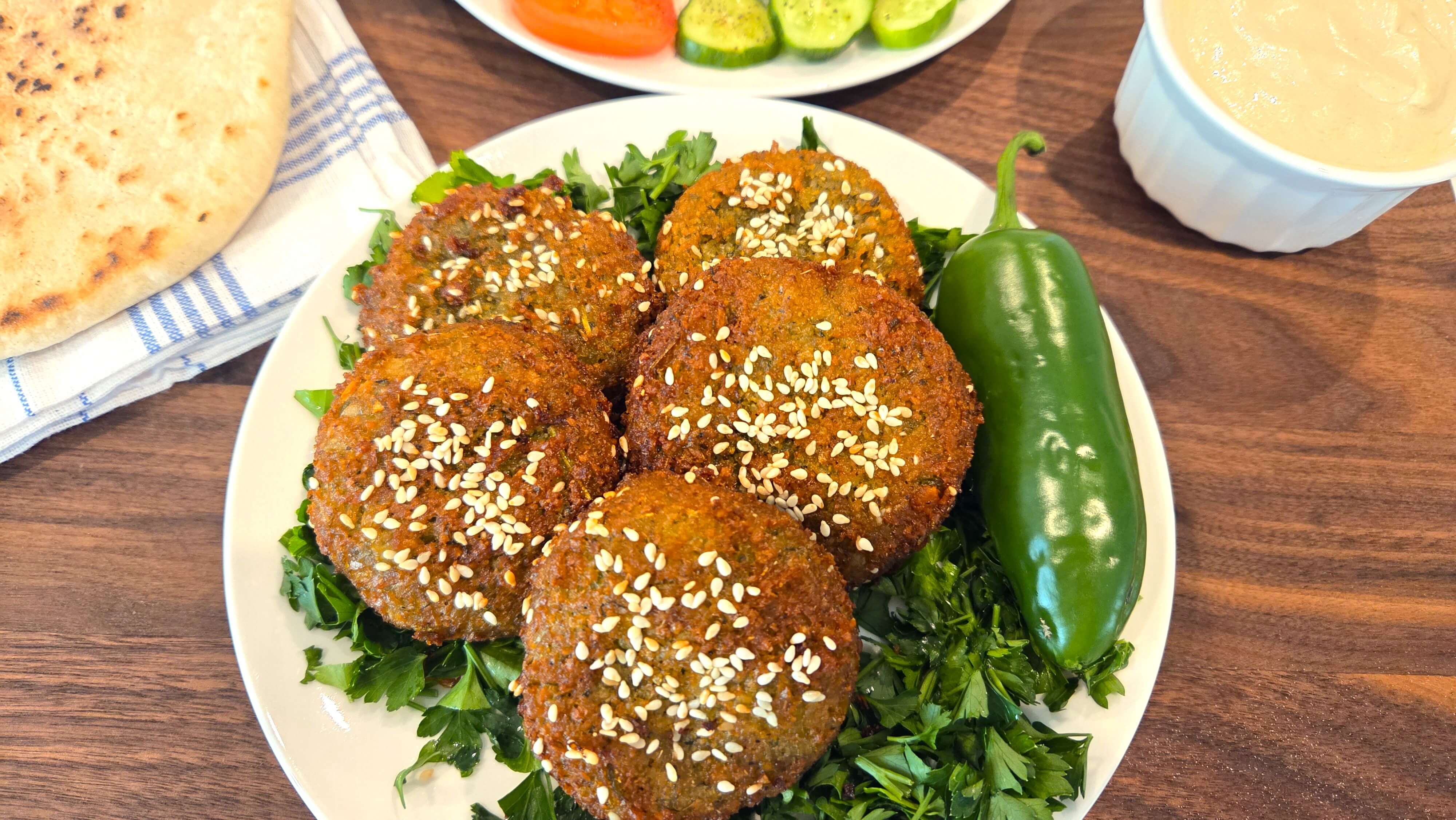 Easy Homemade Egyptian Falafel Recipe (Crispy Street-Stall Ta’ameya)