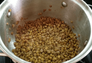 lentils for easy homemade Egyptian koshari recipe