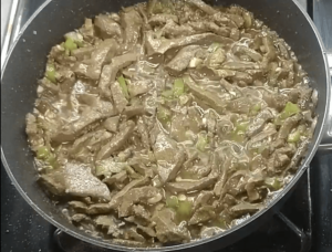 Kebda Eskandarani in a skillet