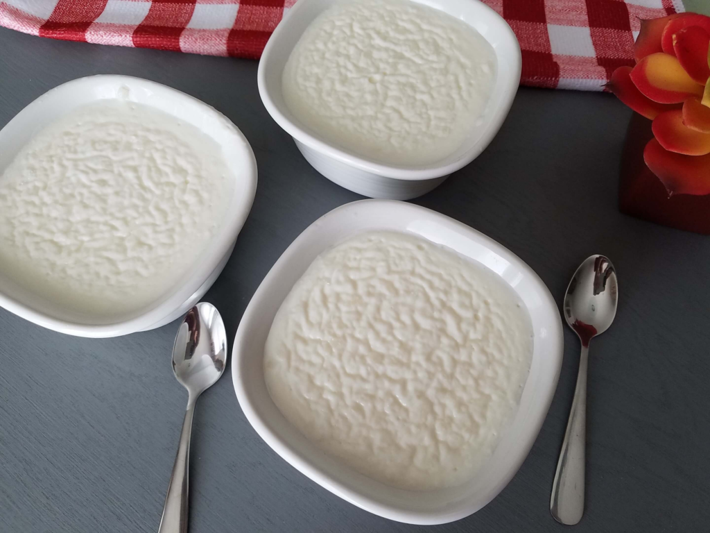 Creamy Egyptian Rice Pudding bowls.