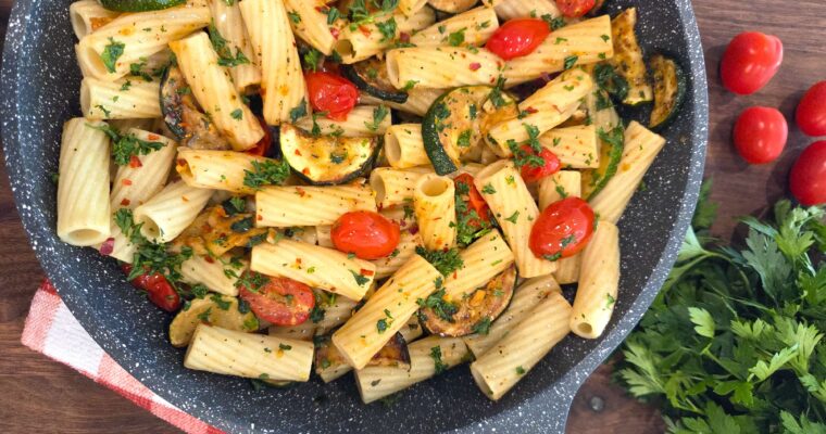 Easy Zucchini and Cherry Tomato Pasta