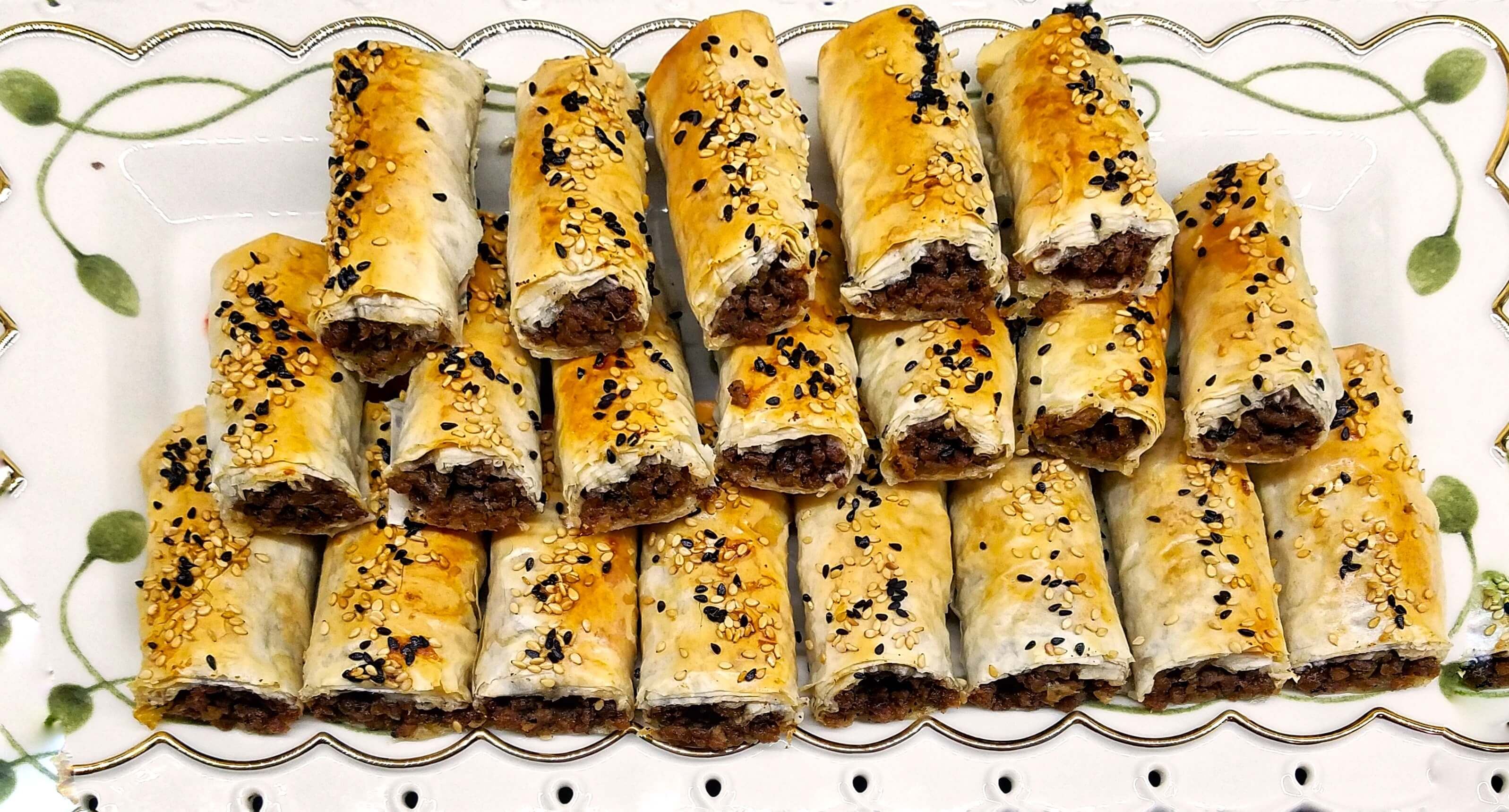 Phyllo Rolls with Ground Beef